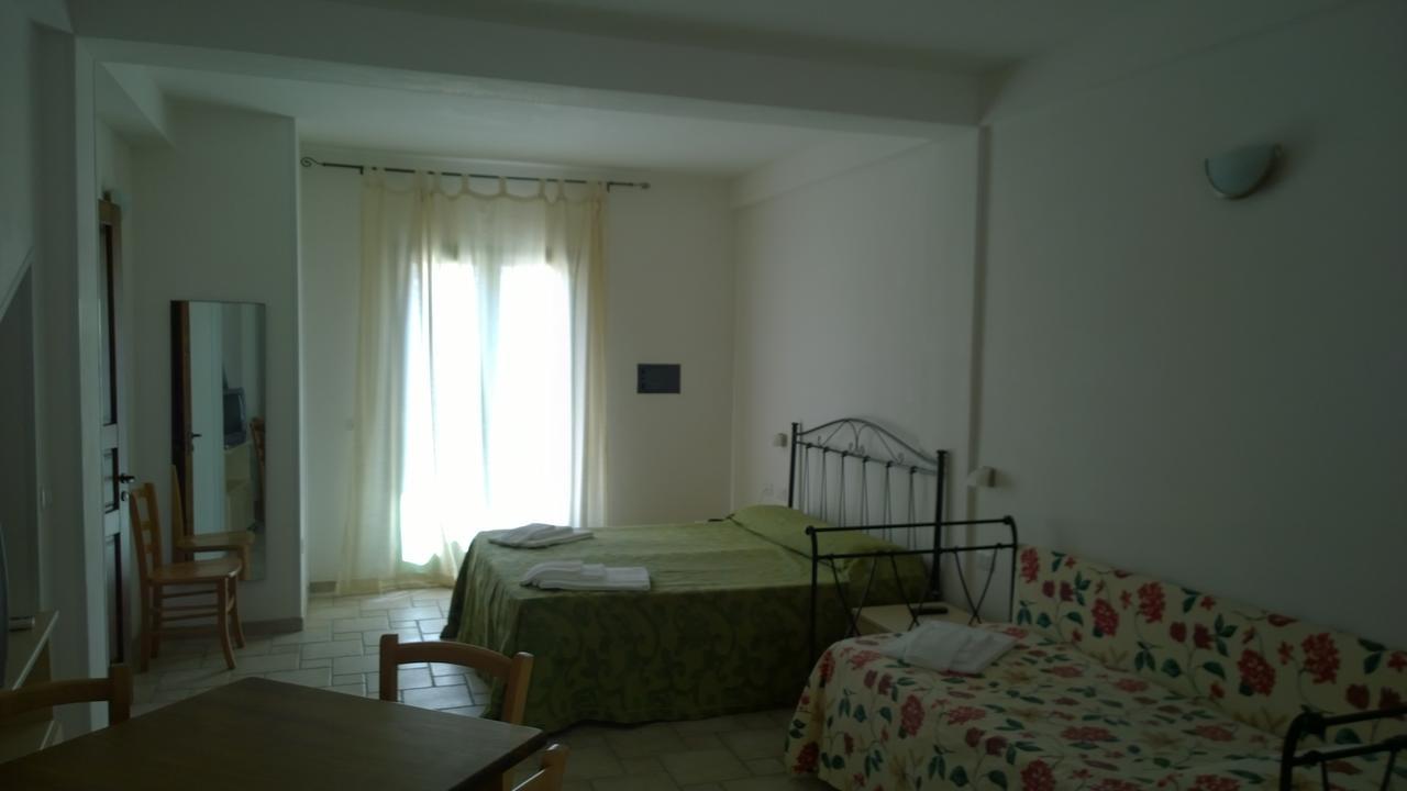 אלימיני Family Village Otranto מראה חיצוני תמונה