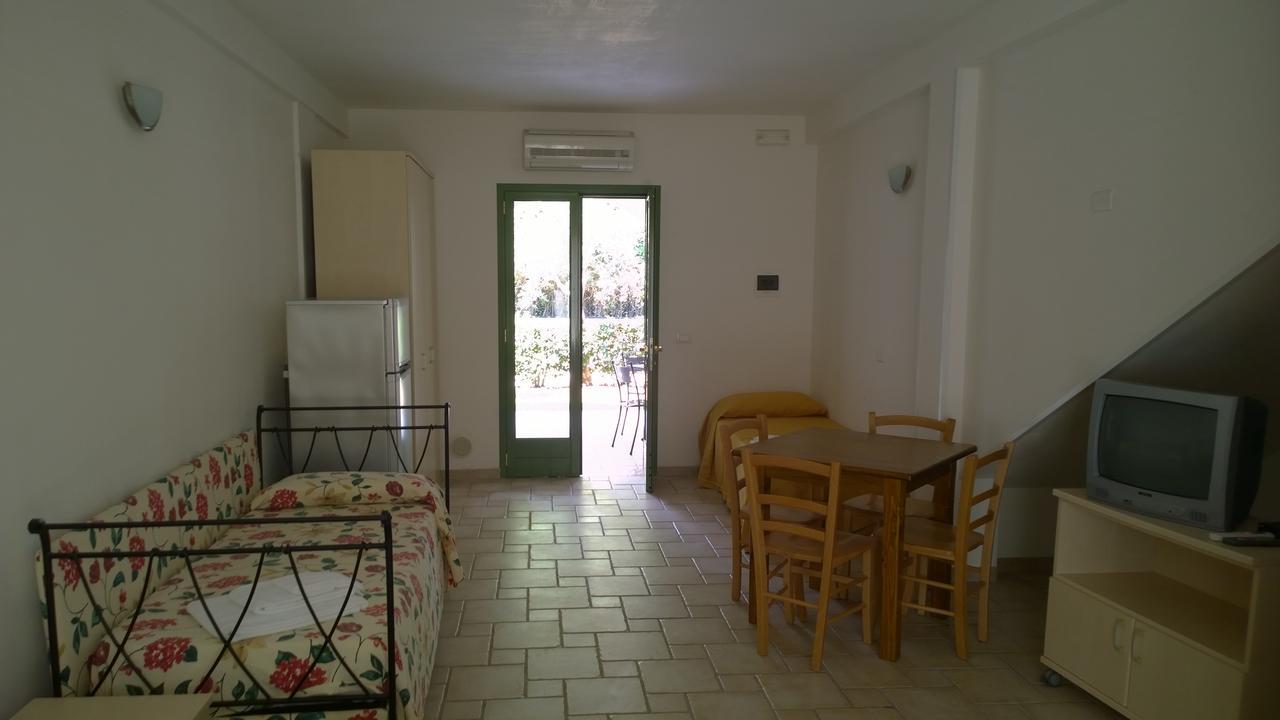 אלימיני Family Village Otranto מראה חיצוני תמונה