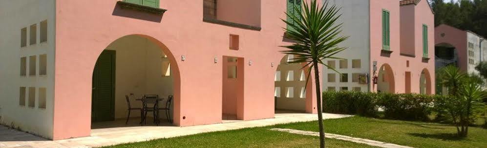 אלימיני Family Village Otranto מראה חיצוני תמונה
